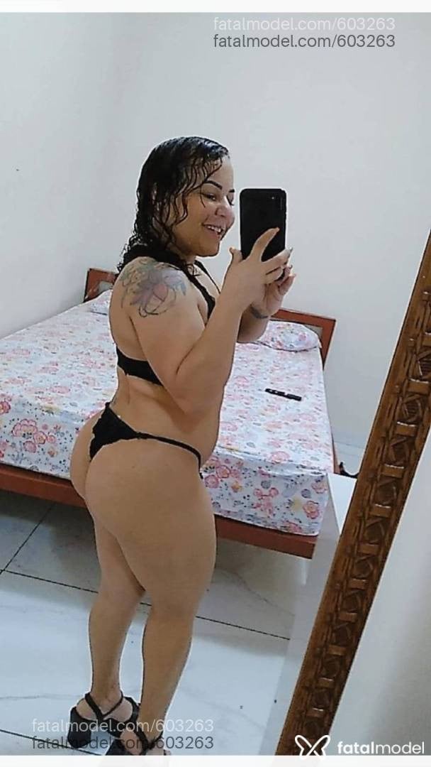 Acompanhante mulher ruiva (o) de olhos castanhos - Thais diaz