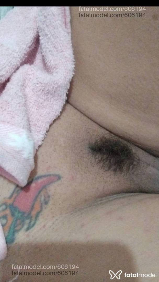 Acompanhante mulher loira (o) de olhos castanhos - Malú Ferraz