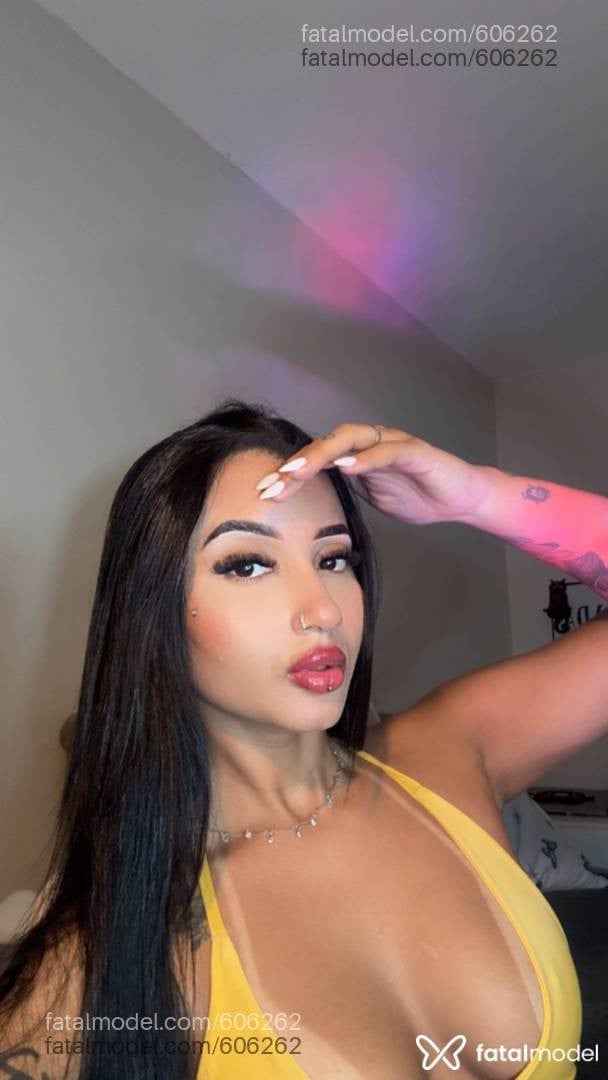 Acompanhante mulher morena (o) de olhos castanhos em Vila Velha - LARISSA RIQUELME