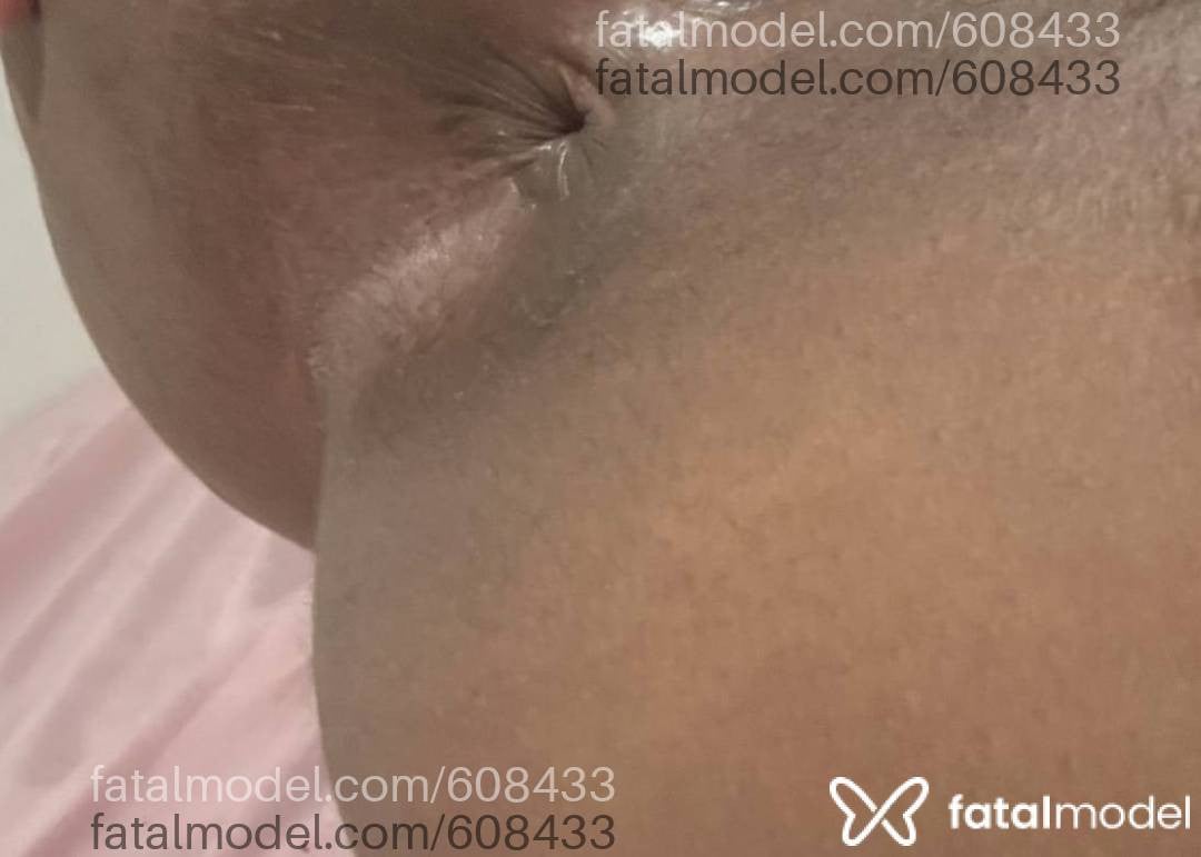 Acompanhante mulher com cabelo castanho de olhos castanhos - Andressa