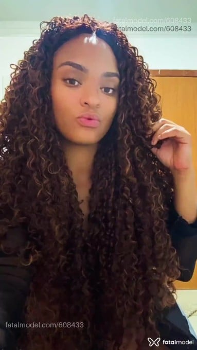 Acompanhante mulher com cabelo castanho de olhos castanhos em Vila Velha - Andressa
