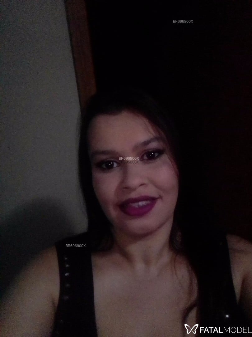 Acompanhante mulher com cabelo castanho de olhos castanhos em Sapucaia do Sul - Nandinha lima