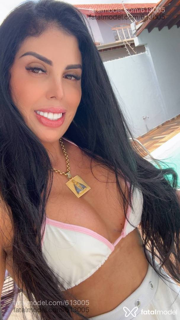 Larissa acompanhante em com local — foto 8