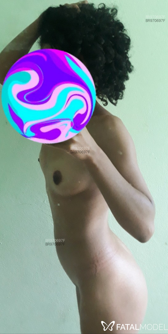 Acompanhante mulher morena (o) de olhos castanhos - Jeniffer Acompanhante mulher morena (o) de olhos castanhos - Jeniffer