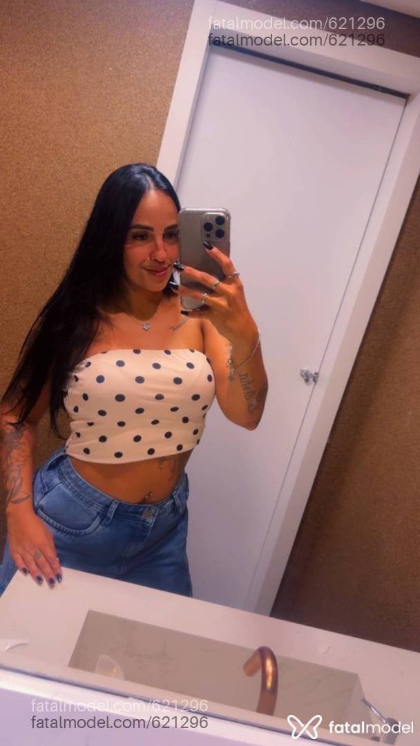 Acompanhante mulher morena (o) de olhos castanhos - Morenah