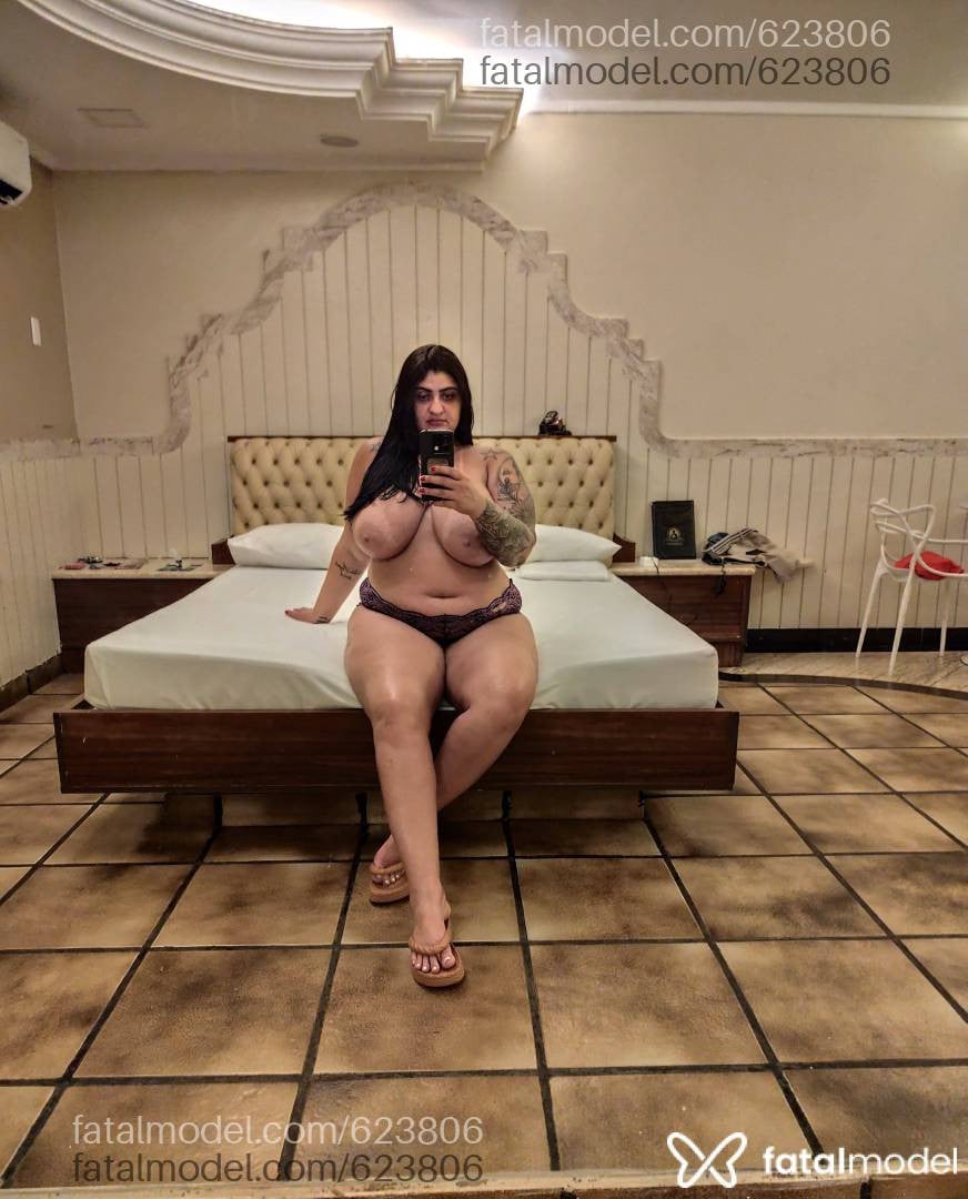 Acompanhante mulher morena (o) de olhos mel em Anápolis Acompanhante mulher morena (o) de olhos mel em Anápolis - Natyele Villa