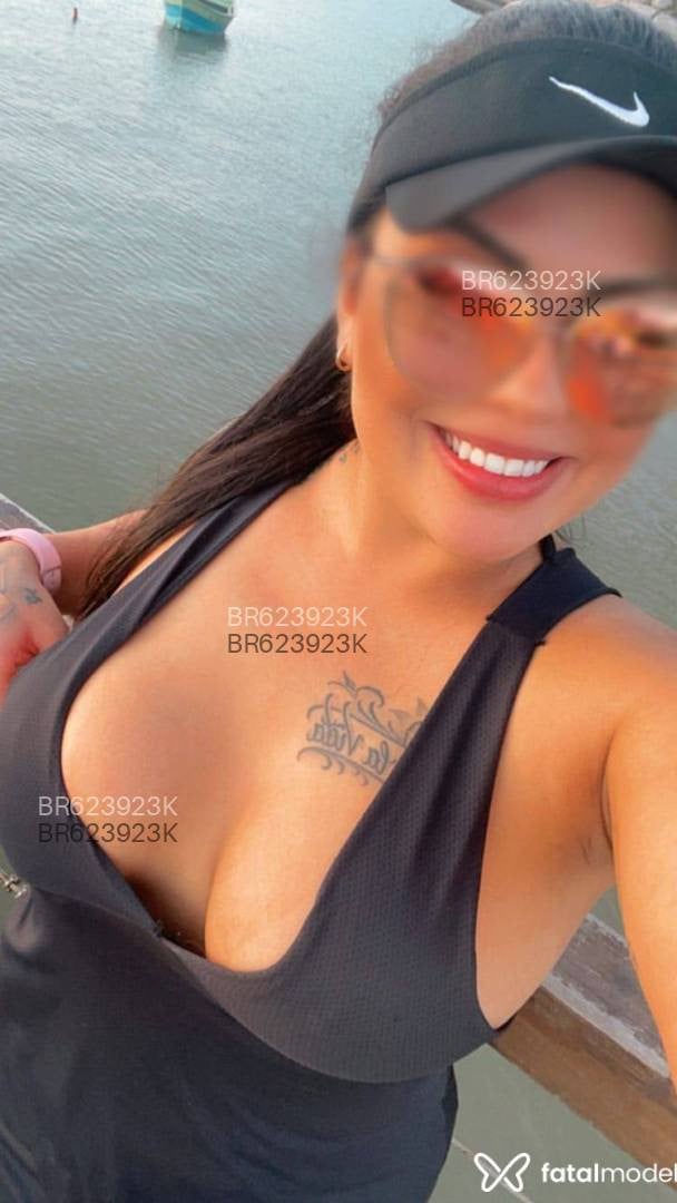 Acompanhante mulher morena (o) de olhos castanhos em Lages - Débora Charallo