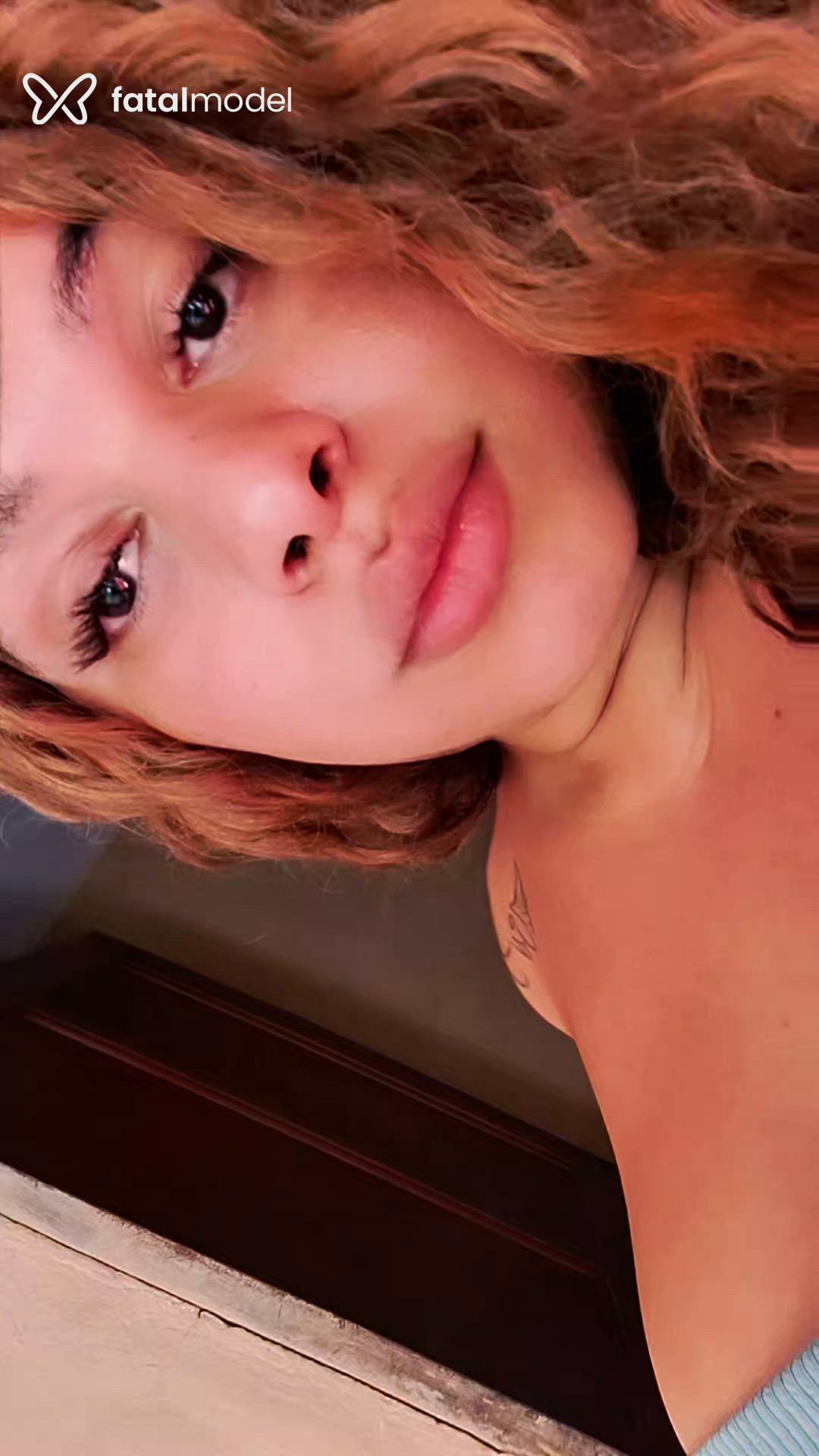 Acompanhante mulher trans morena (o) de olhos castanhos - Lunna