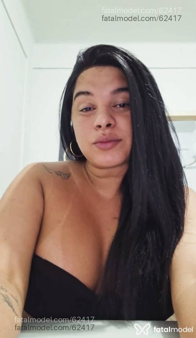 Acompanhante mulher trans morena (o) de olhos castanhos - Lunna