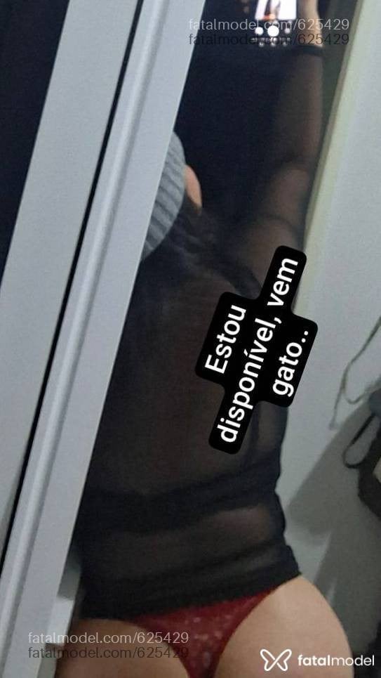 Acompanhante mulher com cabelo castanho de olhos castanhos em Porto Alegre - Mari Duarte
