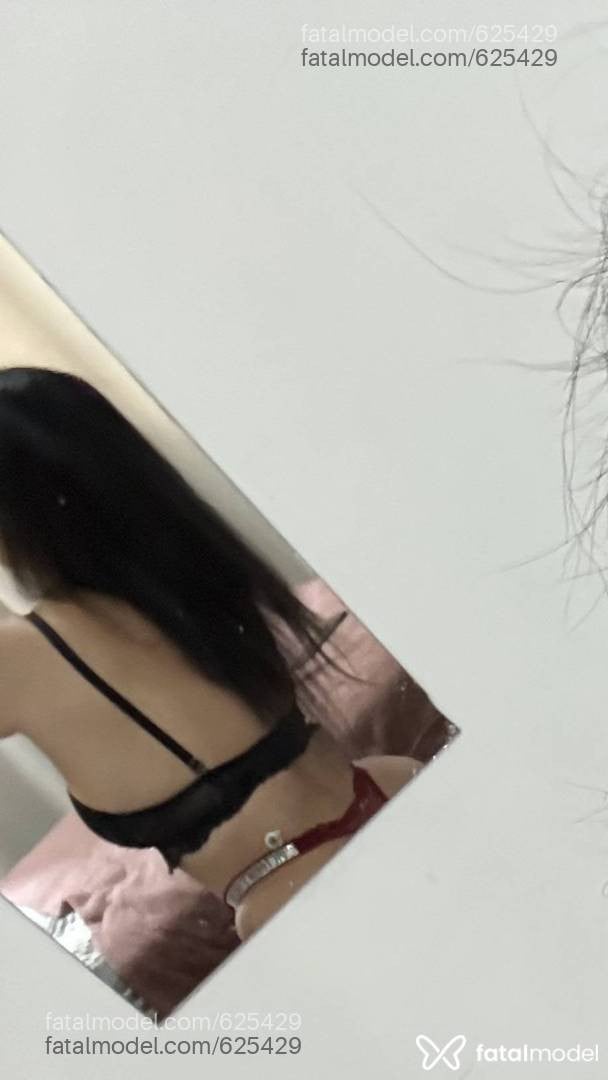 Acompanhante mulher com cabelo castanho de olhos castanhos em Porto Alegre - Mari Duarte