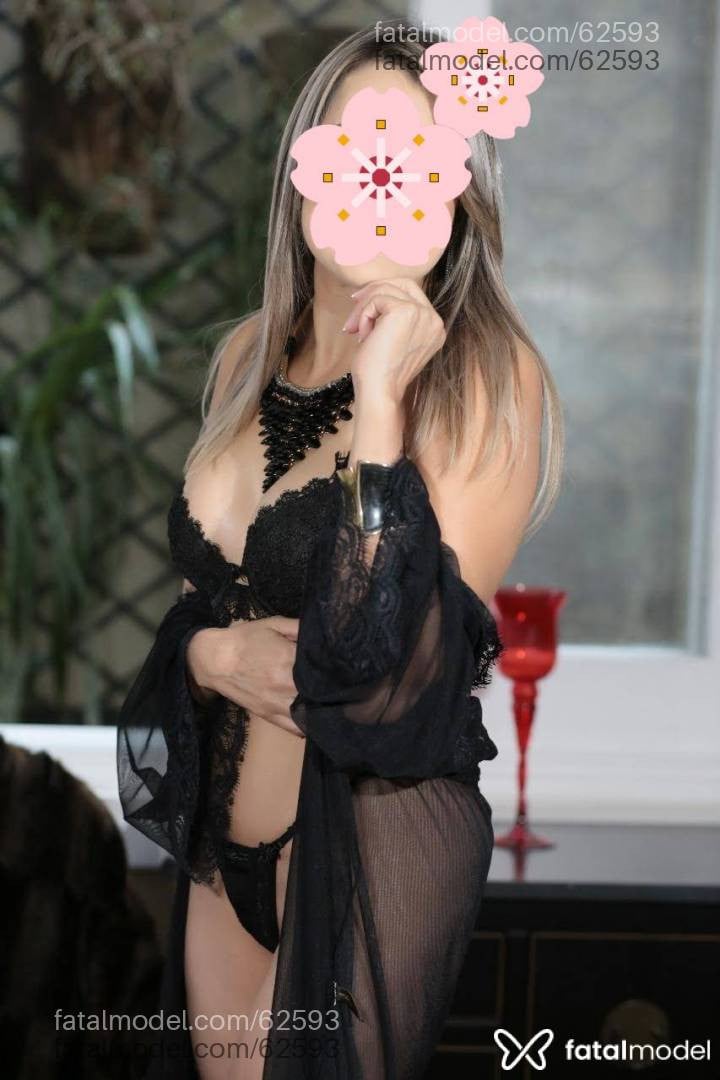 Acompanhante mulher loira (o) de olhos castanhos em São José do Rio Preto - Marcela Martins