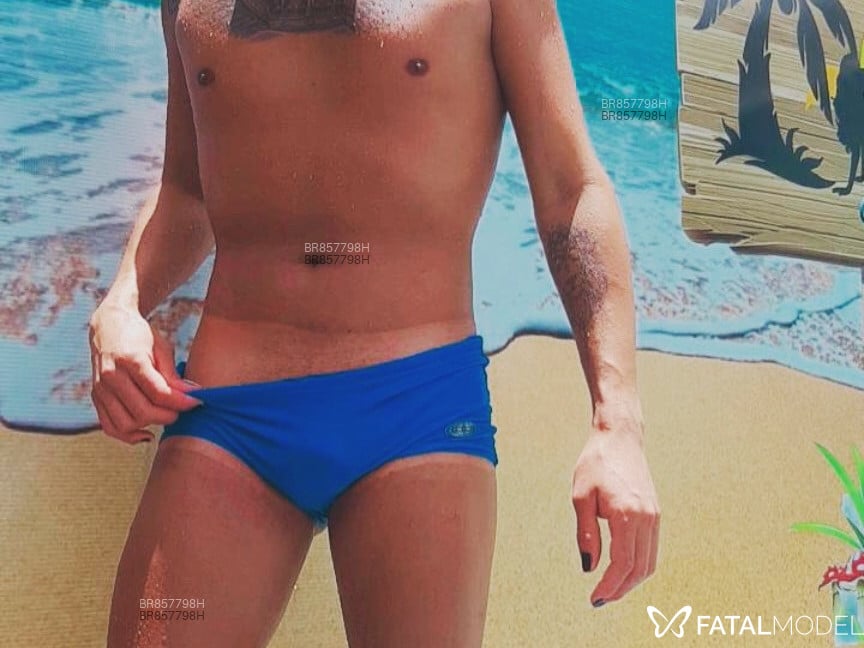 Acompanhante homem com cabelo castanho de olhos castanhos - Kaio Andrade Acompanhante homem com cabelo castanho de olhos castanhos - Kaio Andrade