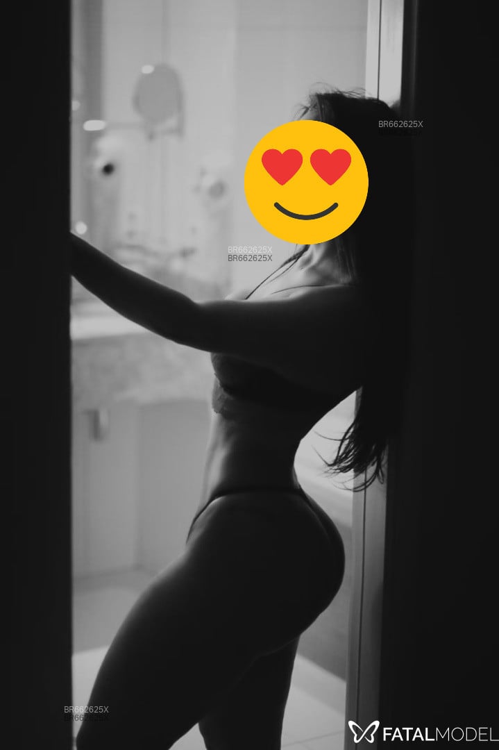 Acompanhante mulher morena (o) de olhos castanhos em Porto Alegre - Georgina oliveira