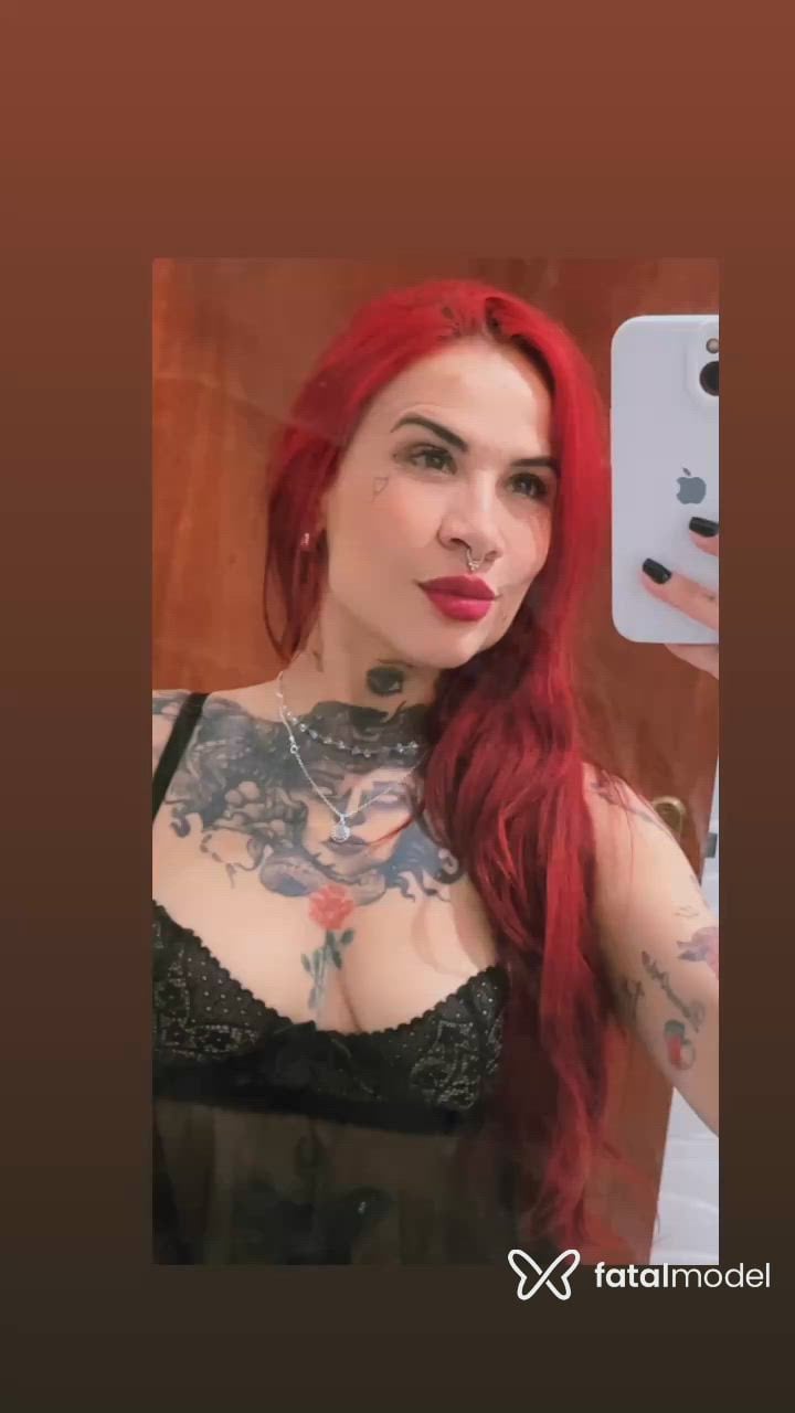 Acompanhante mulher ruiva (o) de olhos mel - Morgana Mel