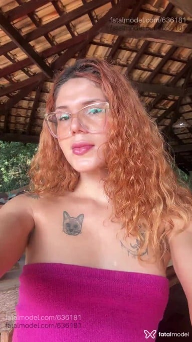 Acompanhante mulher trans ruiva (o) de olhos castanhos em Sinop - Samantha Andrade