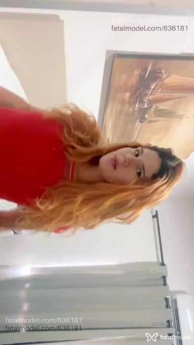Acompanhante mulher trans ruiva (o) de olhos castanhos - Samantha Andrade