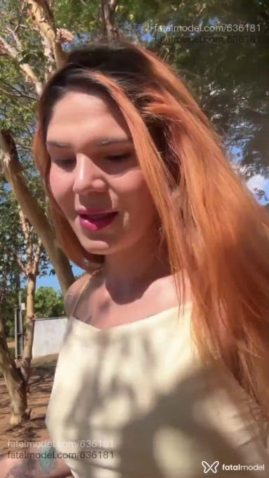 Acompanhante mulher trans ruiva (o) de olhos castanhos - Samantha Andrade