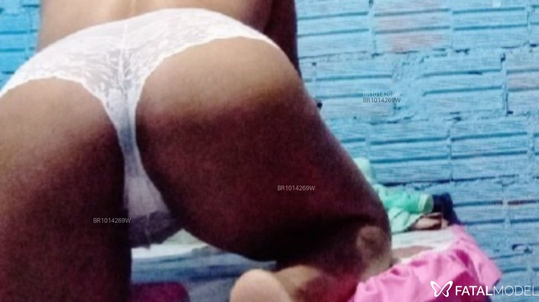 Acompanhante mulher morena (o) de olhos castanhos em Monte Negro Acompanhante mulher morena (o) de olhos castanhos em Monte Negro - Marcia Morena