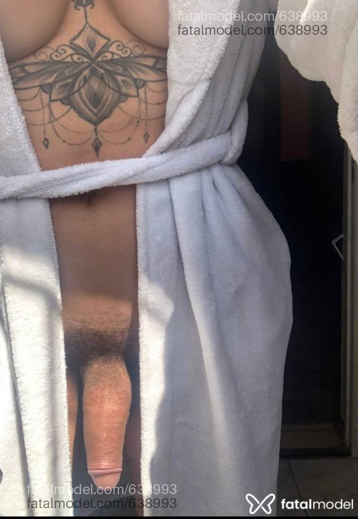 Acompanhante travesti com cabelo castanho de olhos castanhos em Betim - LORENNA REIS