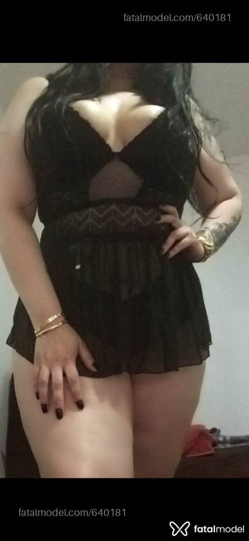 Acompanhante mulher com cabelo castanho de olhos castanhos - Laura