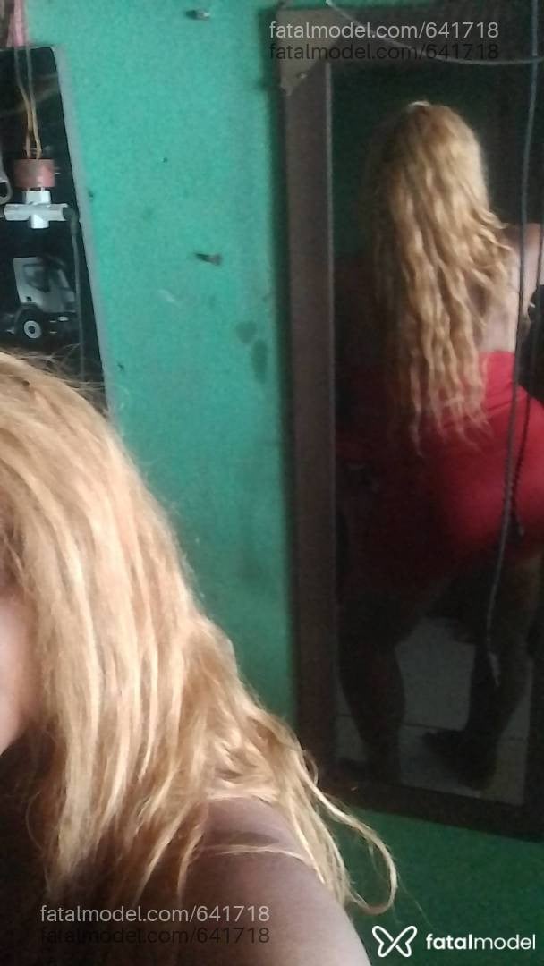 Acompanhante travesti loira (o) de olhos castanhos - Alinne silva