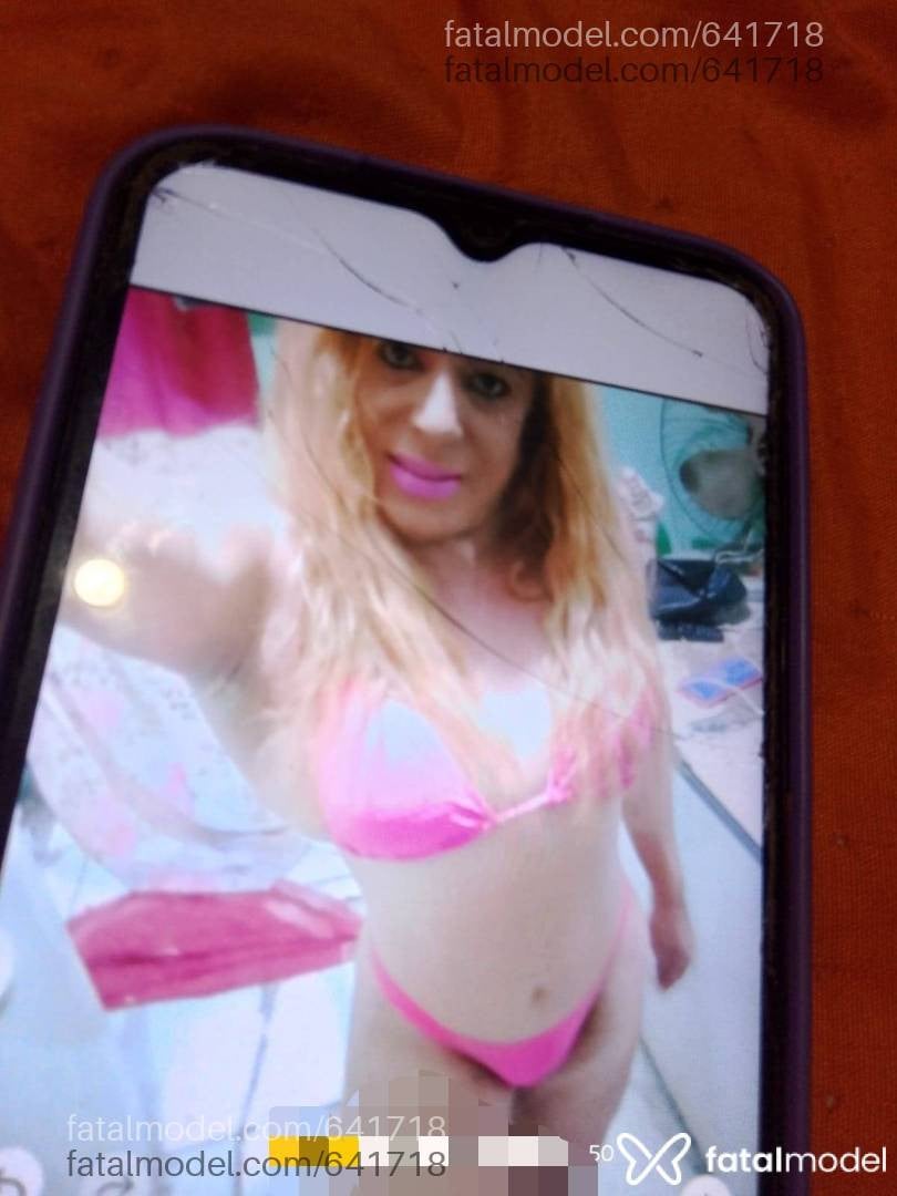 Acompanhante travesti loira (o) de olhos castanhos - Alinne silva