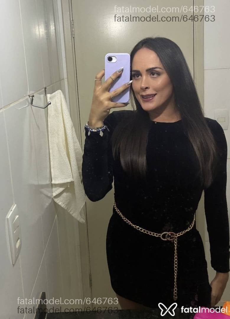 Acompanhante mulher trans loira (o) de olhos cinza em Ribeirão Preto - BABI CASTELLANO