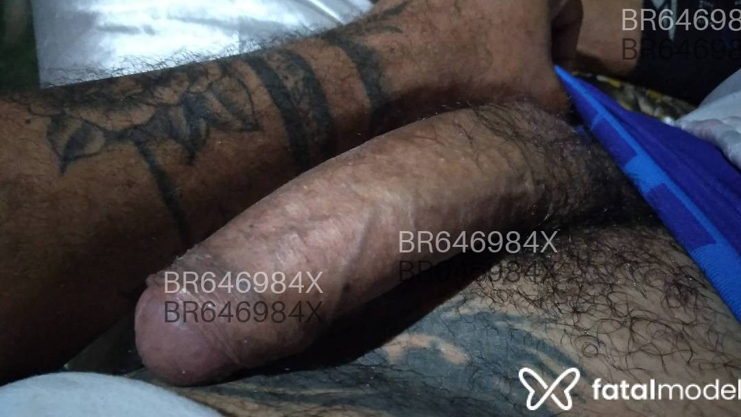 Acompanhante homem com cabelo castanho de olhos castanhos em Rondonópolis Acompanhante homem com cabelo castanho de olhos castanhos em Rondonópolis - Juninho Victor