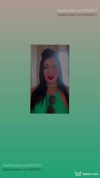 Acompanhante mulher com cabelo castanho de olhos castanhos em Ariquemes - Mirella