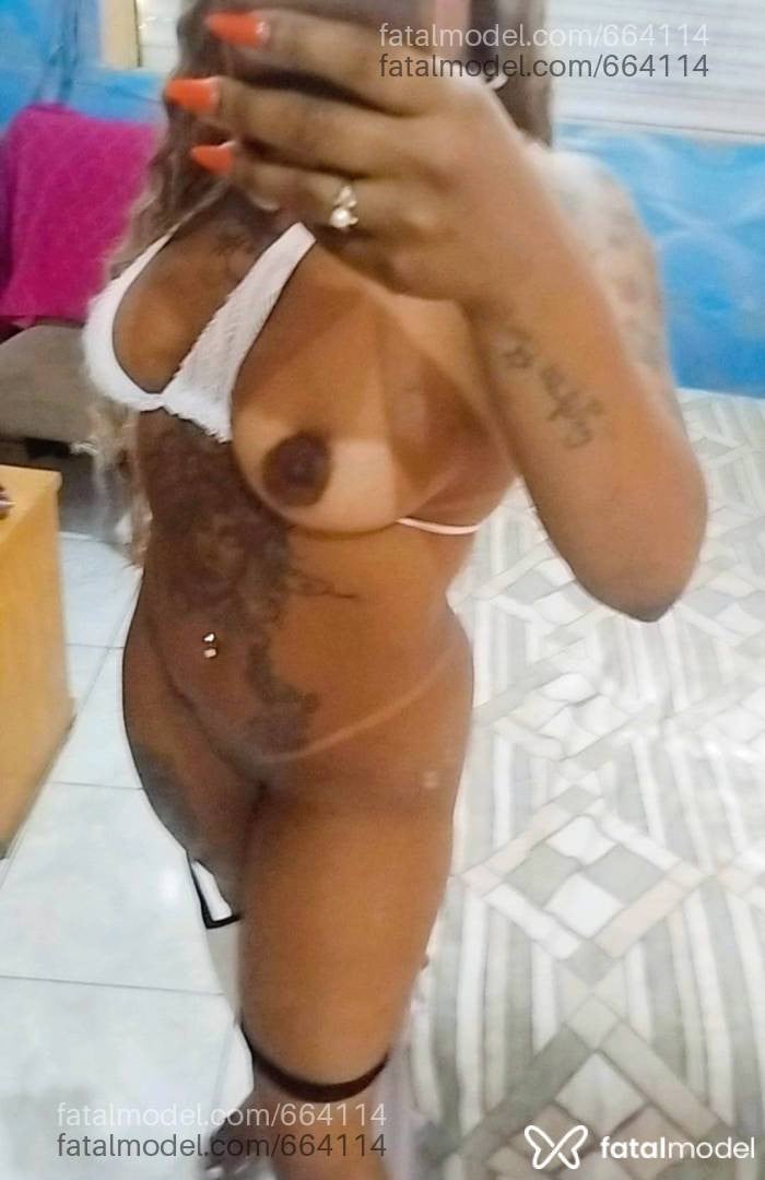 Acompanhante mulher loira (o) de olhos castanhos em Garopaba - Sabrina arruda