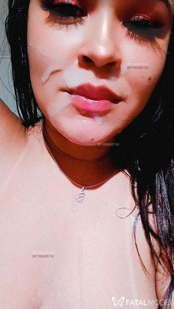 Acompanhante mulher com cabelo castanho de olhos castanhos em Uberlândia - Paula Martins