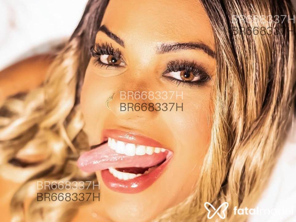 Acompanhante mulher com cabelo castanho de olhos mel em Patos de Minas Acompanhante mulher com cabelo castanho de olhos mel em Patos de Minas - Danny Guzliski