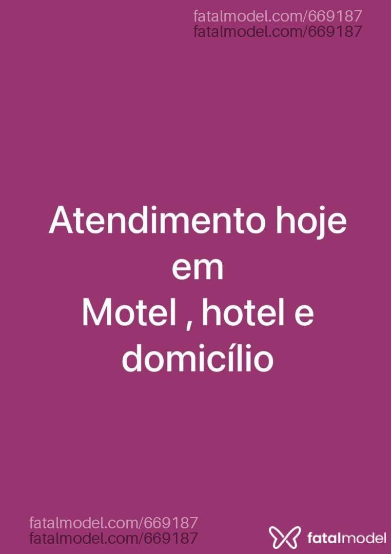 Acompanhante mulher morena (o) de olhos verdes - Alícia