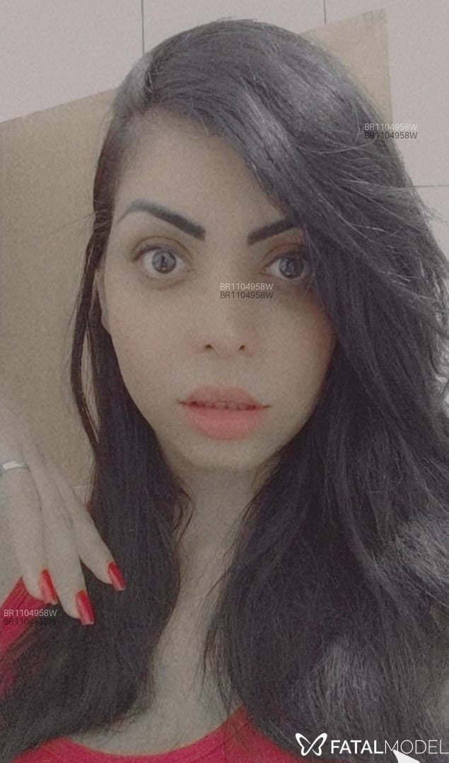 Acompanhante travesti com cabelo castanho de olhos castanhos em Maceió Acompanhante travesti com cabelo castanho de olhos castanhos em Maceió - Isabeli fontana
