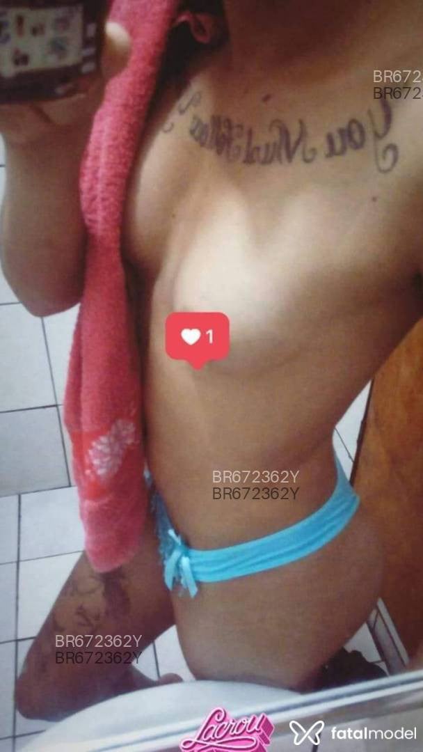 Acompanhante mulher trans morena (o) de olhos castanhos em Foz do Iguaçu - Natacha Albuquerqu