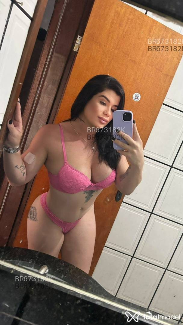 Acompanhante travesti morena (o) de olhos castanhos em Uberlândia - Bruninha Martins