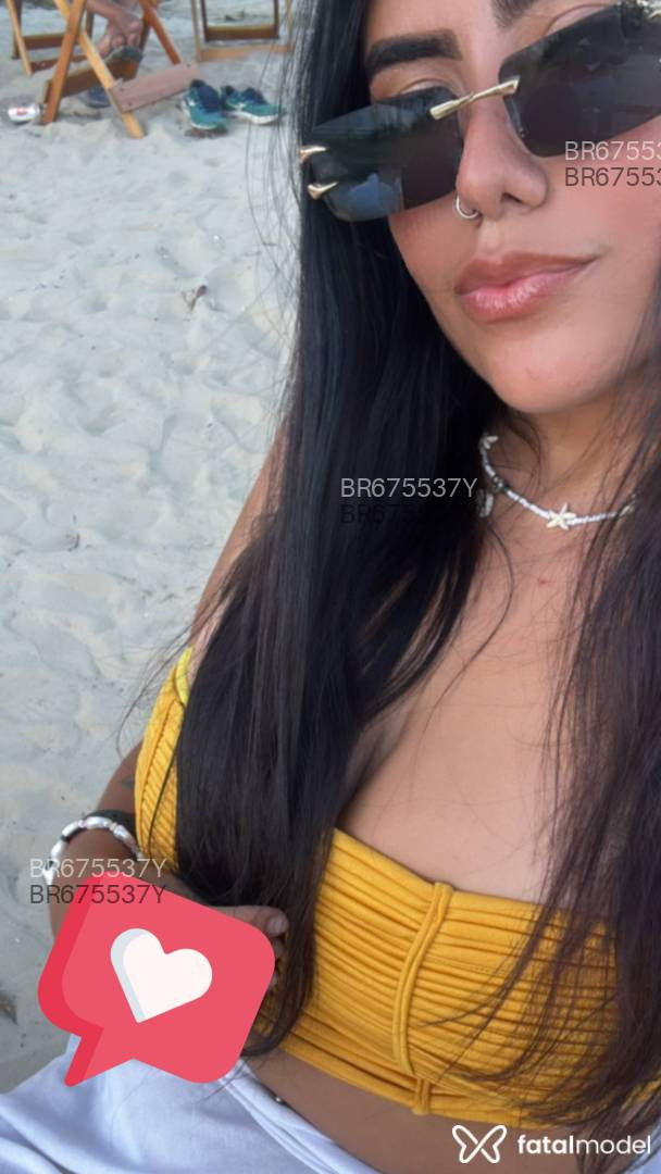 Acompanhante mulher com cabelo castanho de olhos castanhos em Lucas do Rio Verde - Mel Bittencourt