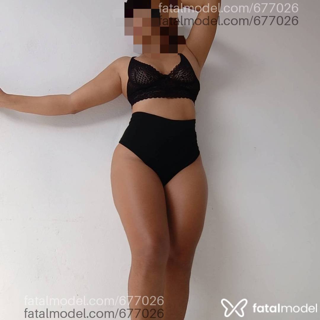 Acompanhante mulher com cabelo castanho de olhos castanhos em Belém Acompanhante mulher com cabelo castanho de olhos castanhos em Belém - Panicate Ruby