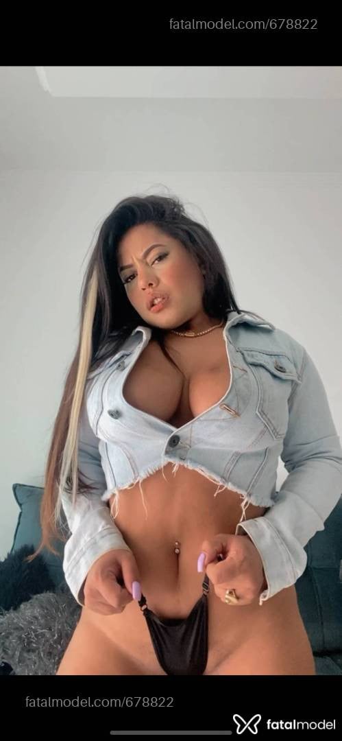 Acompanhante mulher com cabelo castanho de olhos castanhos em Erechim - may morena