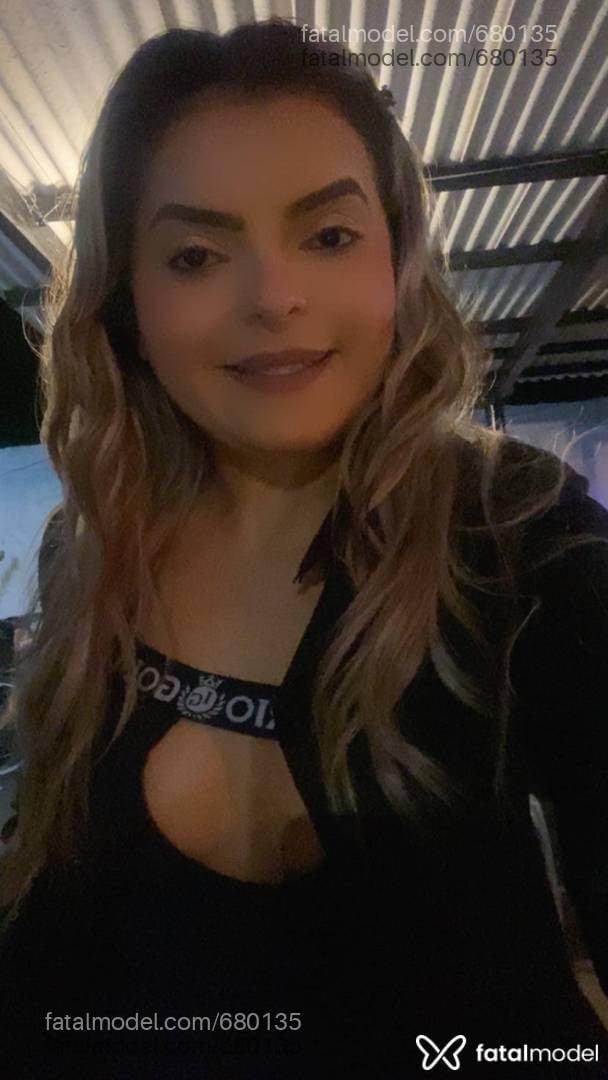 Acompanhante mulher loira (o) de olhos castanhos em Sertãozinho - Bruna Kelly