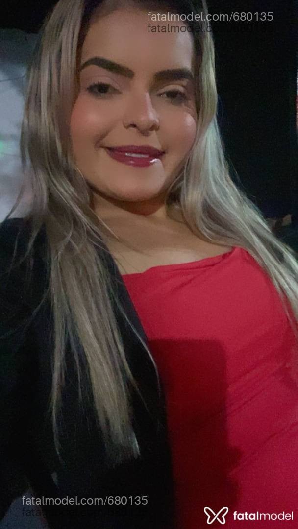 Acompanhante mulher loira (o) de olhos castanhos em Sertãozinho - Bruna Kelly