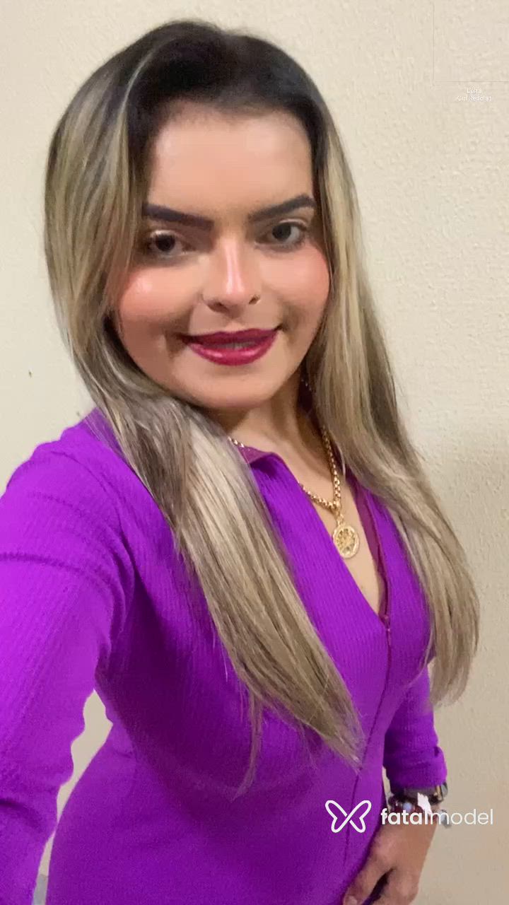 Acompanhante mulher loira (o) de olhos castanhos - Bruna Kelly