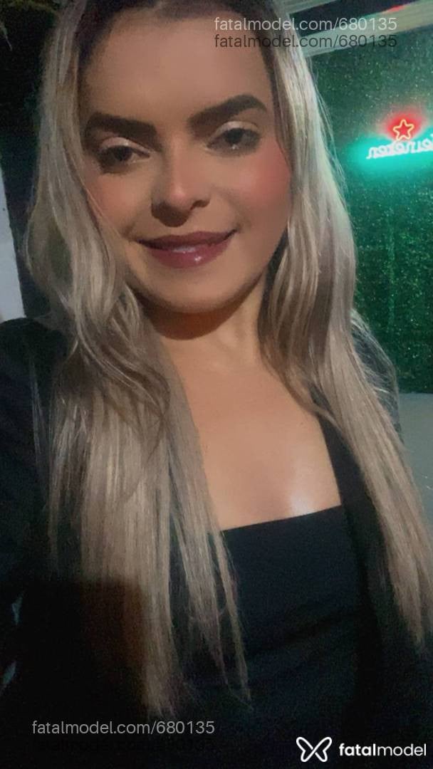 Acompanhante mulher loira (o) de olhos castanhos em Sertãozinho - Bruna Kelly