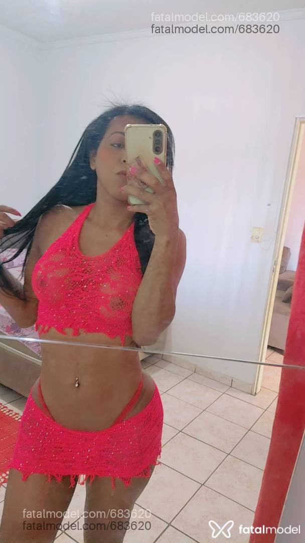 Acompanhante travesti morena (o) de olhos pretos em Rio Verde Acompanhante travesti morena (o) de olhos pretos em Rio Verde - Michelly
