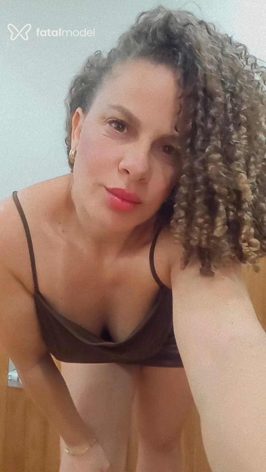 Acompanhante mulher com cabelo castanho de olhos castanhos em Mogi Guaçu Acompanhante mulher com cabelo castanho de olhos castanhos em Mogi Guaçu - Eduarda