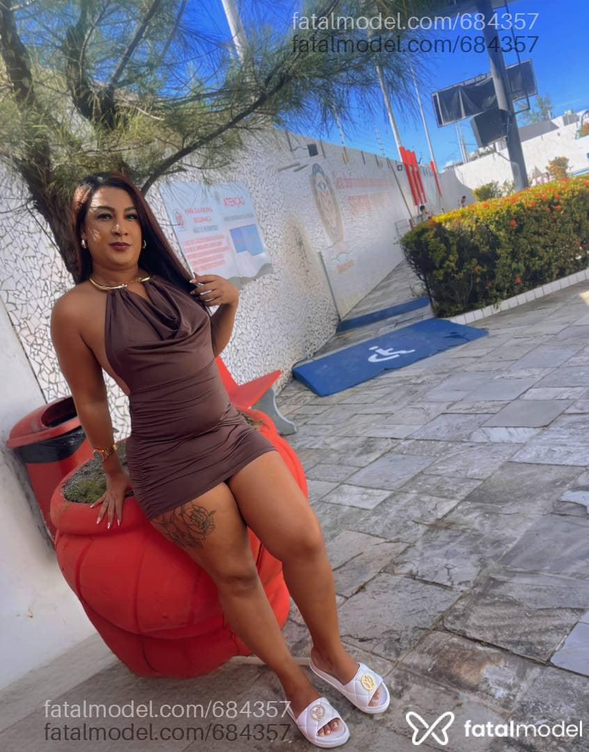 Acompanhante mulher trans morena (o) de olhos mel - Yhasmim morais