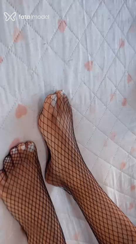Acompanhante mulher com cabelo castanho de olhos verdes - Grazi Munizz
