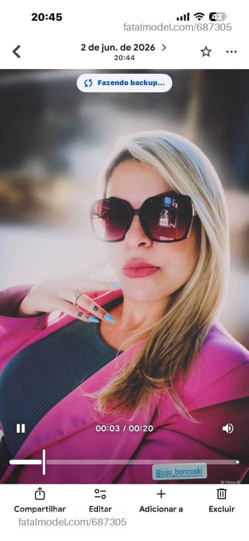 Acompanhante mulher loira (o) de olhos castanhos em Florianópolis - Juju Porsche