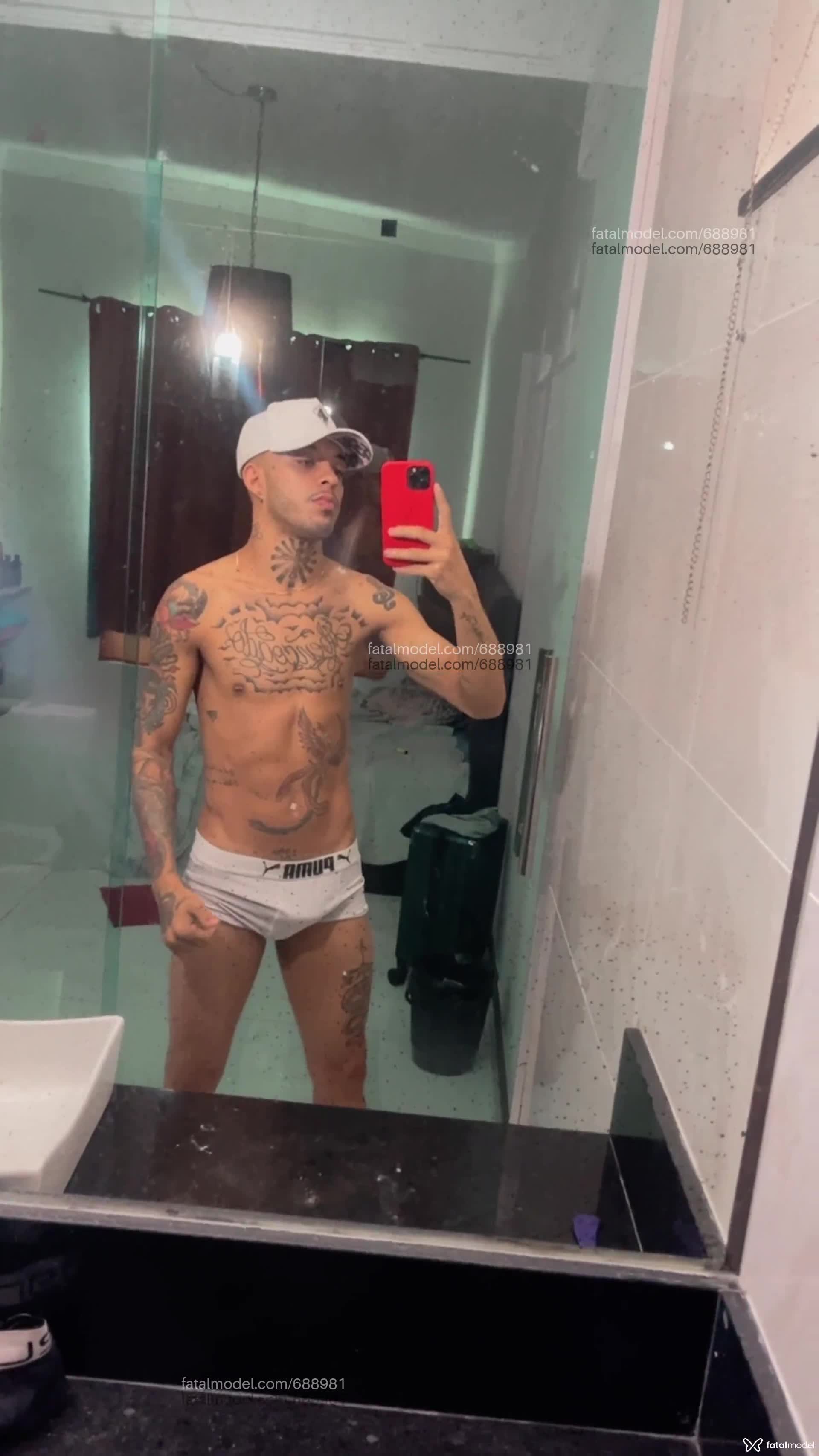 Acompanhante homem com cabelo castanho de olhos castanhos em Ipatinga - Mendes